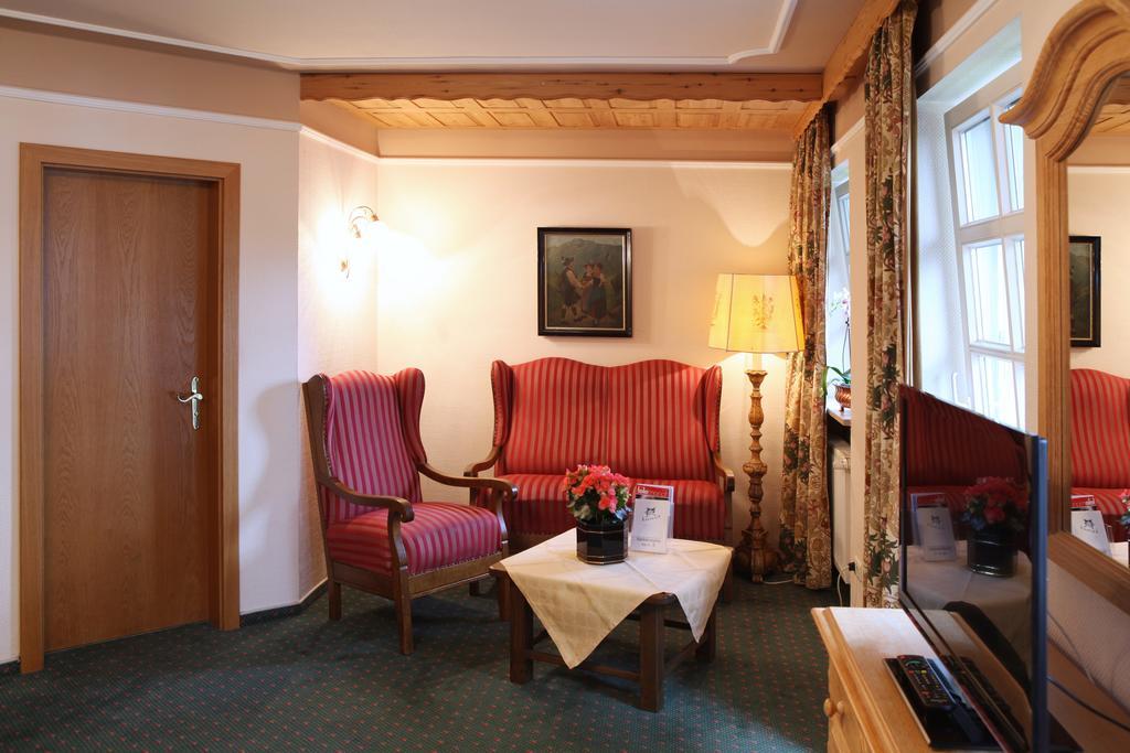Hotel Edelweiss Garni Garmisch-Partenkirchen Rum bild